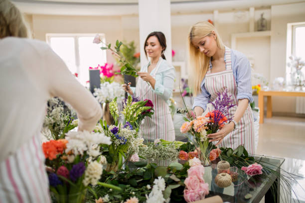 Learning flower arranging, making beautiful bouquets with your own hands